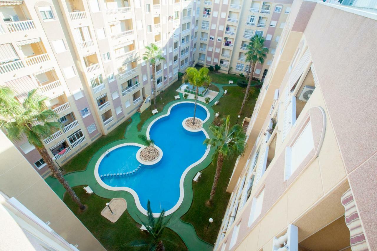 Apartment on San Julián Torrevieja Exterior foto